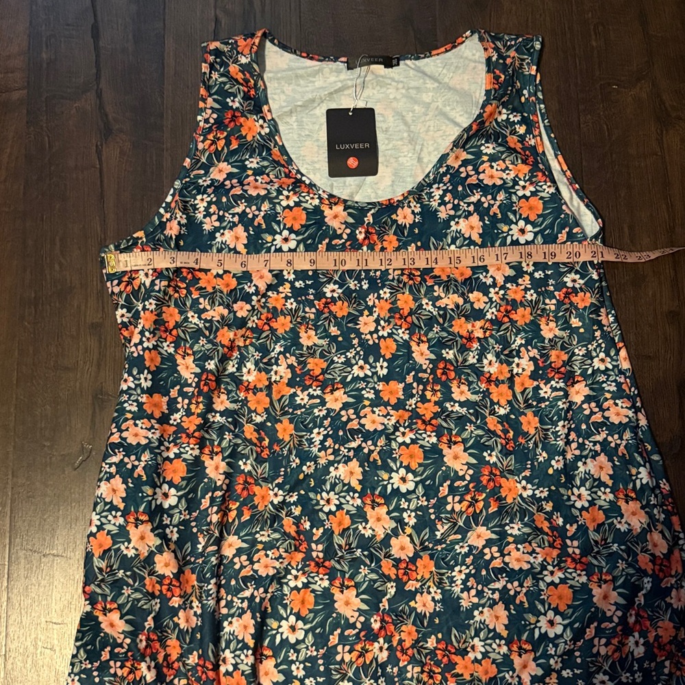 Floral Sleeveless Dress - Picture 3 of 4